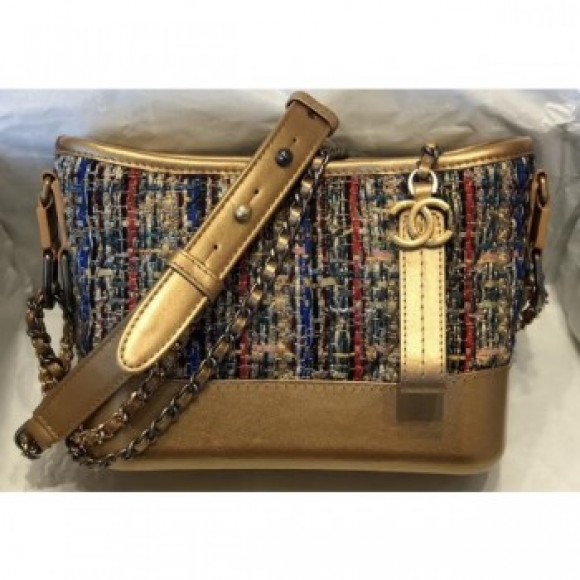Chanel Tweed/Calfskin Gabrielle Small Hobo Bag A91810 Gold 2019 AQ04070 Chanel Tweed/Calfskin Gabrielle Small Hobo Bag A91810 Gold 2019 AQ04070