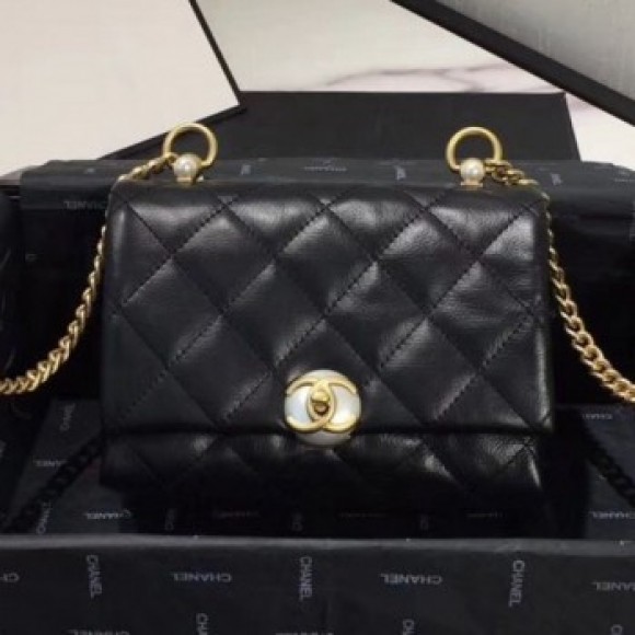 Chanel Quilted Leather Pearl Trim Small Flap Bag AS1170 Black 2019 Collection AQ03918 Chanel Quilted Leather Pearl Trim Small Flap Bag AS1170 Black 2019 Collection AQ03918