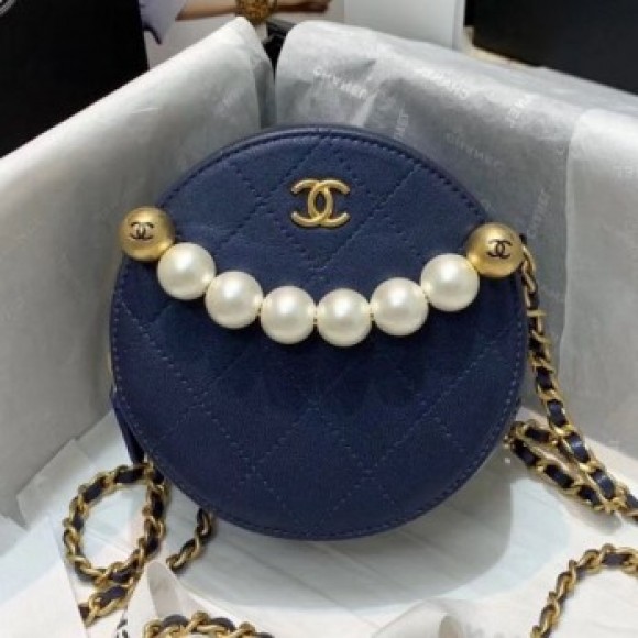Chanel Quilted Leather Pearl Round Clutch with Chain Blue 2019 Collection AQ03173 Chanel Quilted Leather Pearl Round Clutch with Chain Blue 2019 Collection AQ03173