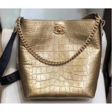 Chanel Crocodile Embossed Calfskin Button Up Hobo Bag Metallic Gold 2019 AQ03629