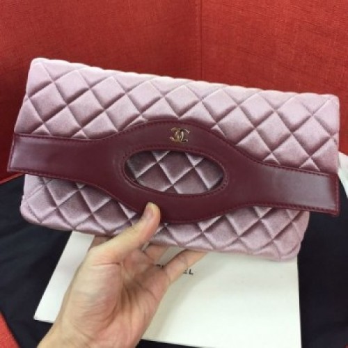 Chanel Quilted Velvet 31 Clutch A70521 Burgundy 2019 Collection AQ01627 Chanel Quilted Velvet 31 Clutch A70521 Burgundy 2019 Collection AQ01627