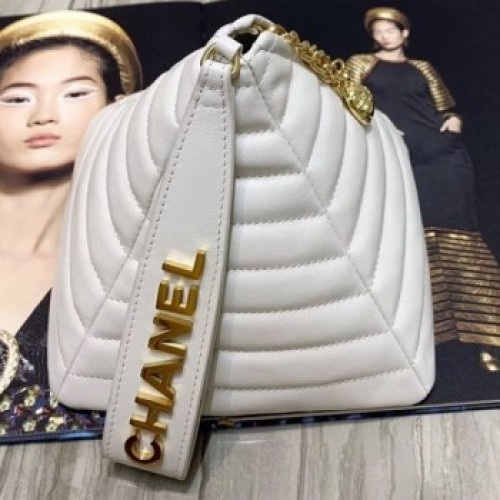 Chanel Lambskin Quilted Stripes Pyramid Clutch Bag AS0688 White 2019 Collection AQ04316