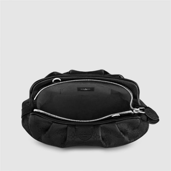 l**is V*t*n m80093 scala mini pouch