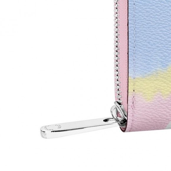 l**is V*t*n m69110 escale zippy wallet