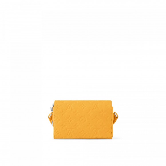 l**is V*t*n steamer wearable wallet m82917 jaune mat