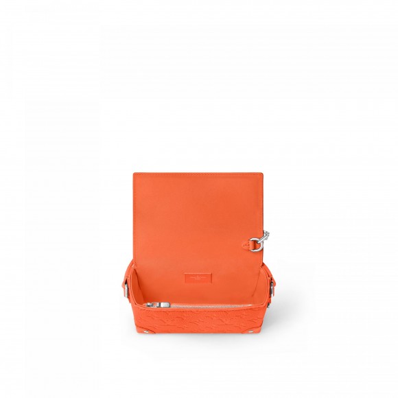 l**is V*t*n steamer wearable wallet m82916 orange