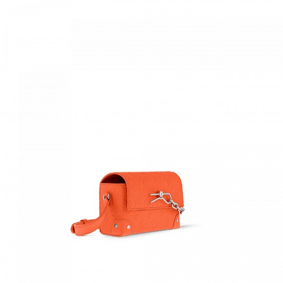 l**is V*t*n steamer wearable wallet m82916 orange