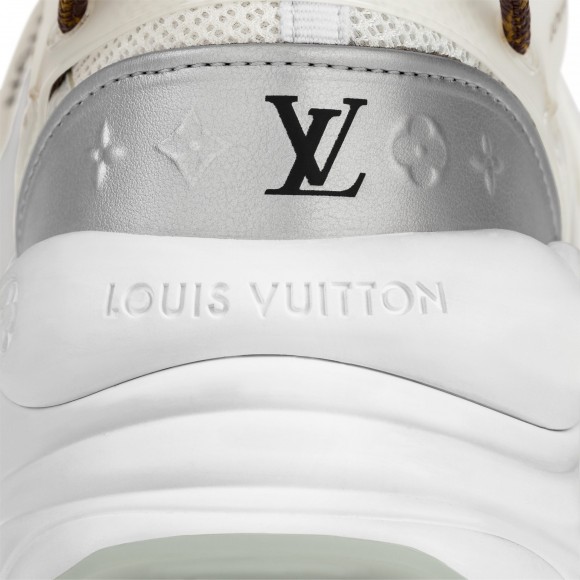 l**is V*t*n lv run 55 sneaker monogram flowers silver 1aavgi