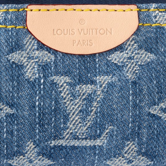 l**is V*t*n m82961 key pouch denim blue