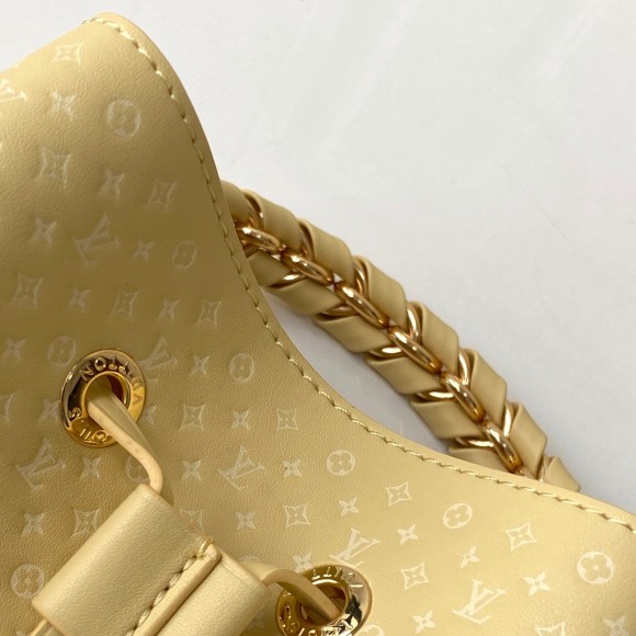 l**is V*t*n m22599 calfskin yellow néonoé bb