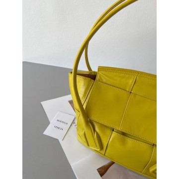 Bottega Veneta Arco Small Bag In Yellow Intrecciato Leather Bottega Veneta Arco Small Bag In Yellow Intrecciato Leather