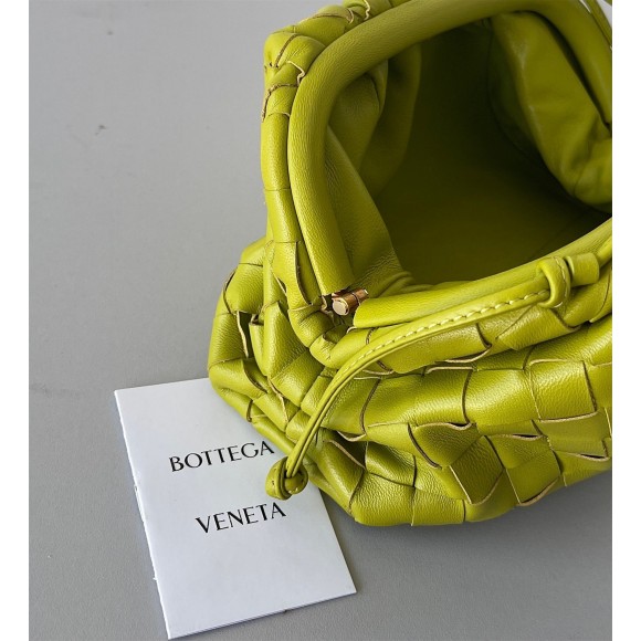 Bo*te*ga ve*ne*ta mini pouch with strap in kiwi intrecciato lambskin