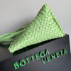 Bottega Veneta Cabat Medium Bag In Pistachio Intrecciato Lambskin