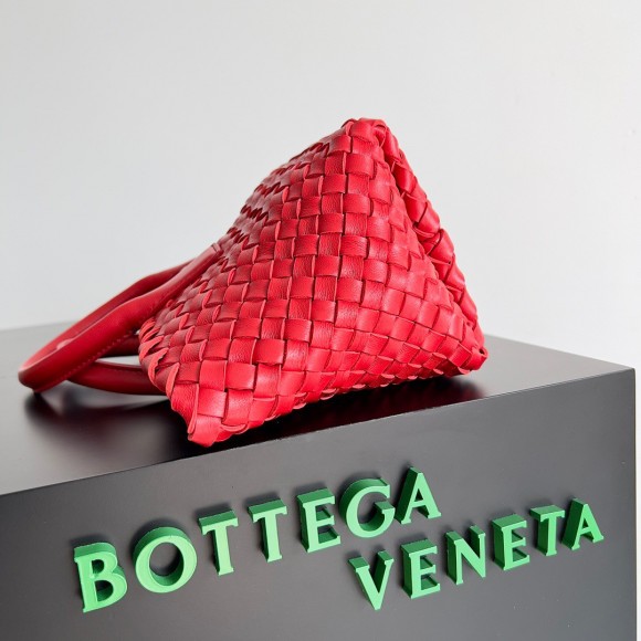 Bo*te*ga ve*ne*ta cabat mini bag in red intrecciato lambskin