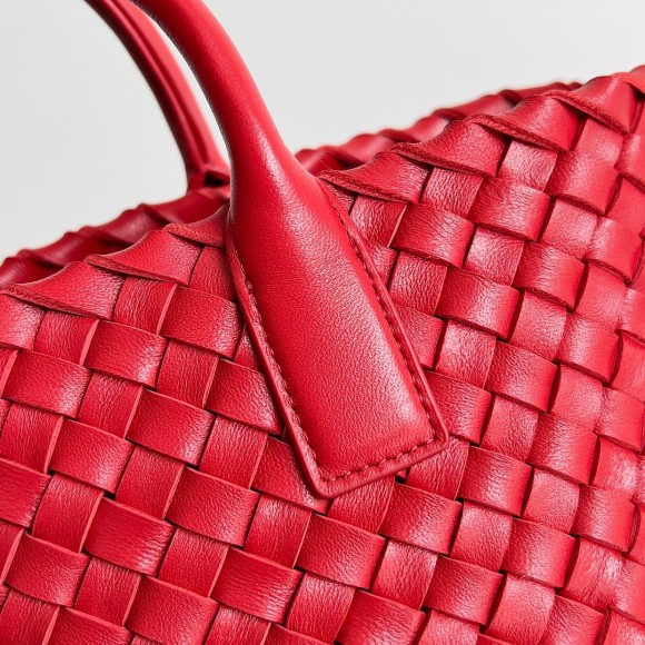 Bo*te*ga ve*ne*ta cabat mini bag in red intrecciato lambskin