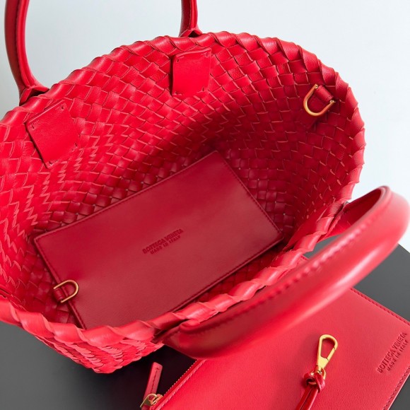 Bo*te*ga ve*ne*ta cabat mini bag in red intrecciato lambskin