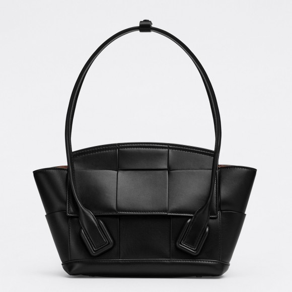 Bo*te*ga ve*ne*ta arco small bag in black intrecciato calfskin