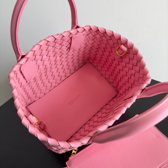 Bo*te*ga ve*ne*ta cabat mini bag in pink intrecciato lambskin