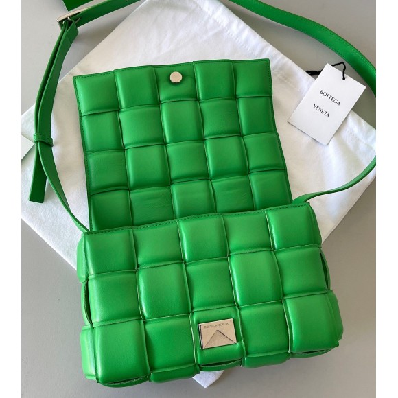 Bo*te*ga ve*ne*ta padded cassette bag in parakeet intrecciato lambskin