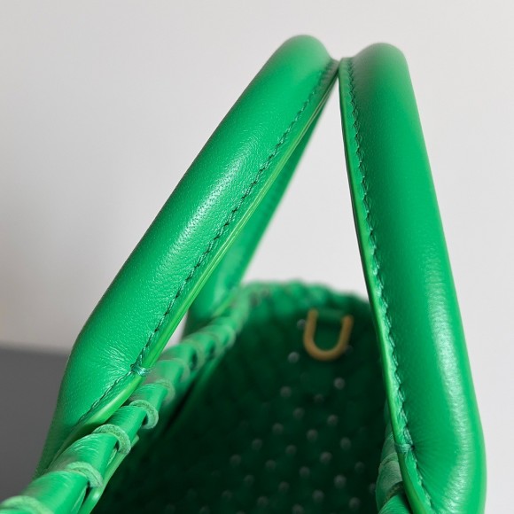 Bo*te*ga ve*ne*ta cabat mini bag in green intrecciato lambskin