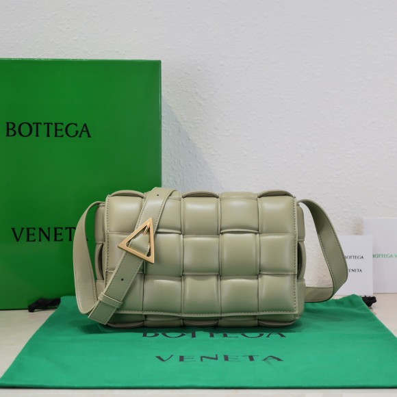 Bo*te*ga ve*ne*ta padded cassette bag in travertine intrecciato lambskin