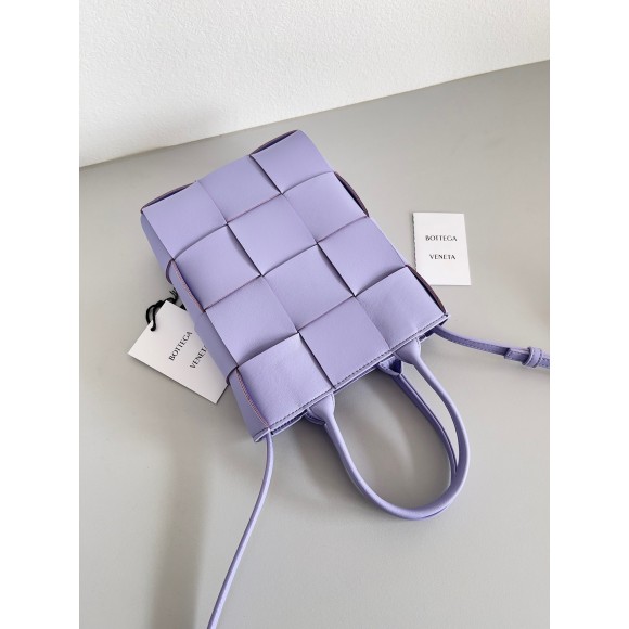 Bo*te*ga ve*ne*ta cassette mini tote bag in lilas lambskin