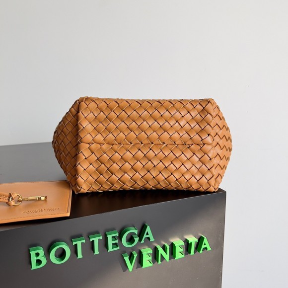 Bo*te*ga ve*ne*ta cabat mini bag in caramel intrecciato lambskin