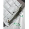 Bottega Veneta Chain Cassette Bag In White Intrecciato Lambskin