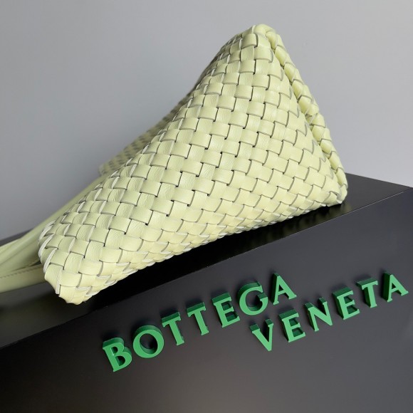 Bo*te*ga ve*ne*ta cabat medium bag in lemon intrecciato lambskin