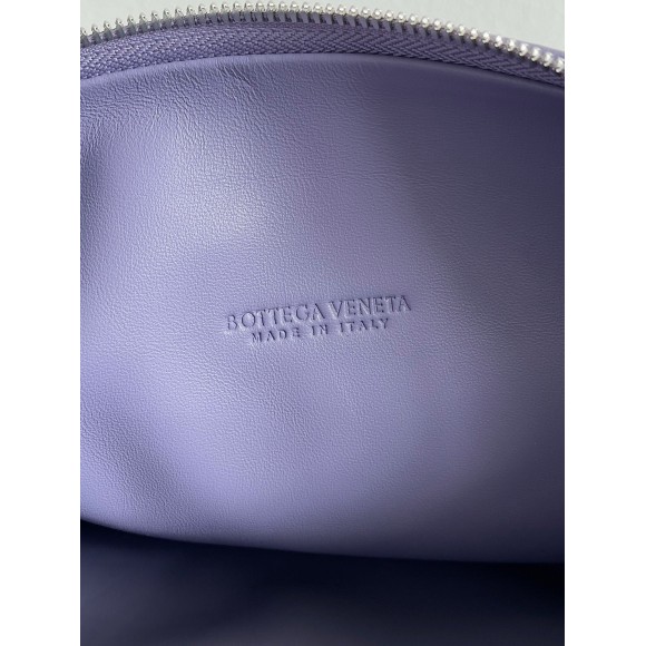 Bo*te*ga ve*ne*ta bv jodie teen bag in wisteria intrecciato lambskin