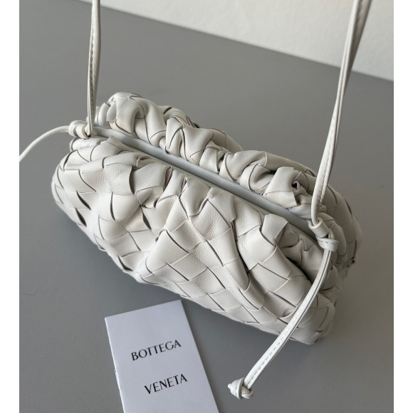 Bo*te*ga ve*ne*ta mini pouch with strap in white intrecciato lambskin