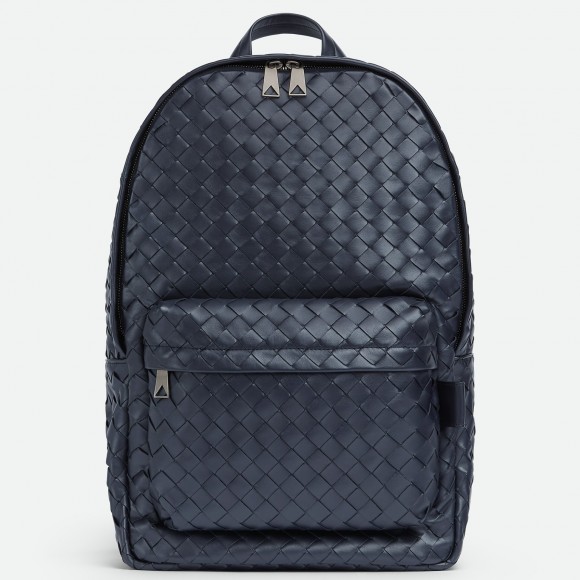 Bo*te*ga ve*ne*ta medium backpack in dark blue intrecciato calfskin