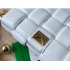 Bottega Veneta Chain Cassette Bag In White Intrecciato Lambskin