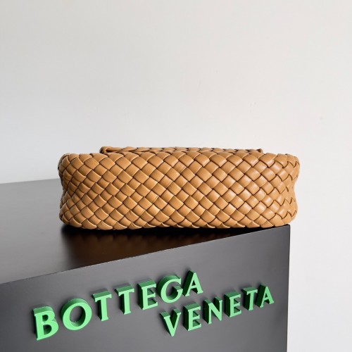 Bottega Veneta Cobble Small Bag in Caramel Intrecciato Leather