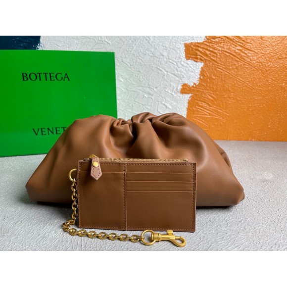 Bo*te*ga ve*ne*ta large pouch clutch bag in brown calfskin