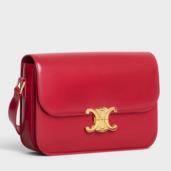 Ce**e triomphe medium bag in red smooth calfskin