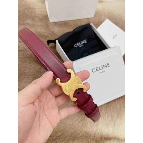 Ce**e medium triomphe belt 25mm in bordeaux calfskin