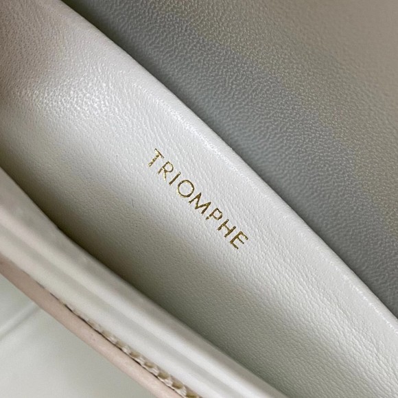 Ce**e triomphe teen bag in white leather