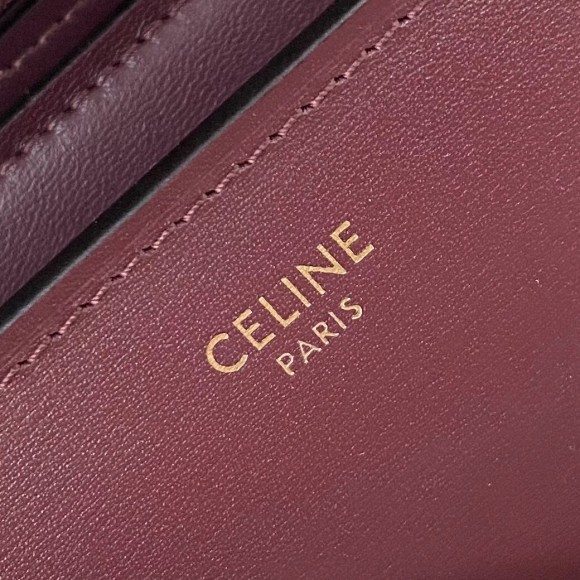 Ce**e classic box medium bag in bordeaux box calfskin