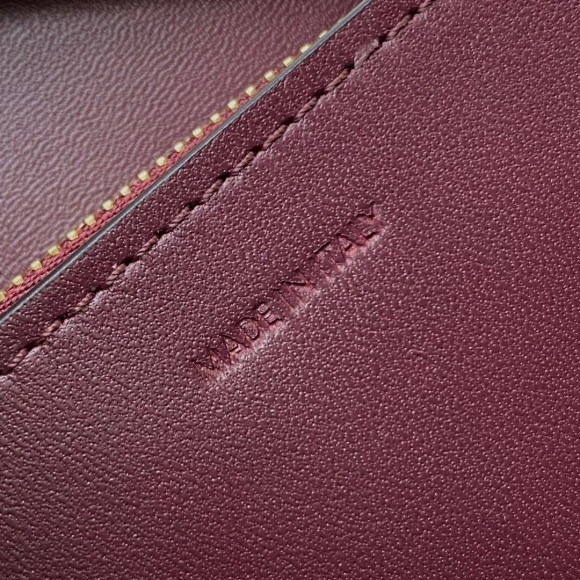 Ce**e classic box medium bag in bordeaux box calfskin