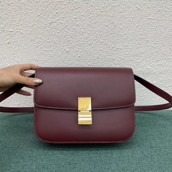 Ce**e classic box medium bag in bordeaux box calfskin