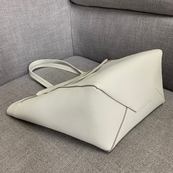 Ce**e small cabas phantom bag in white grained calfskin