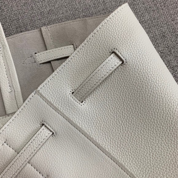 Ce**e small cabas phantom bag in white grained calfskin