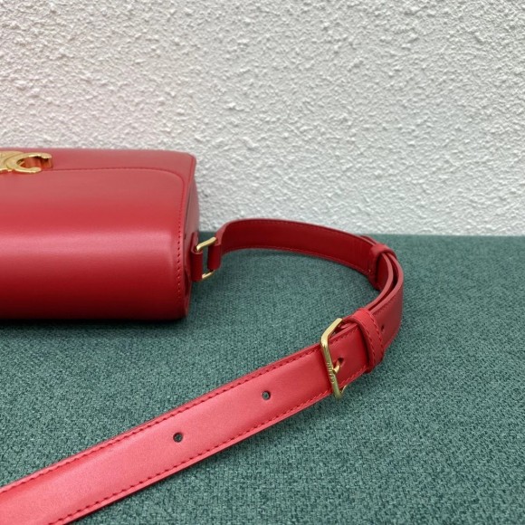 Ce**e triomphe large bag in red calfskin