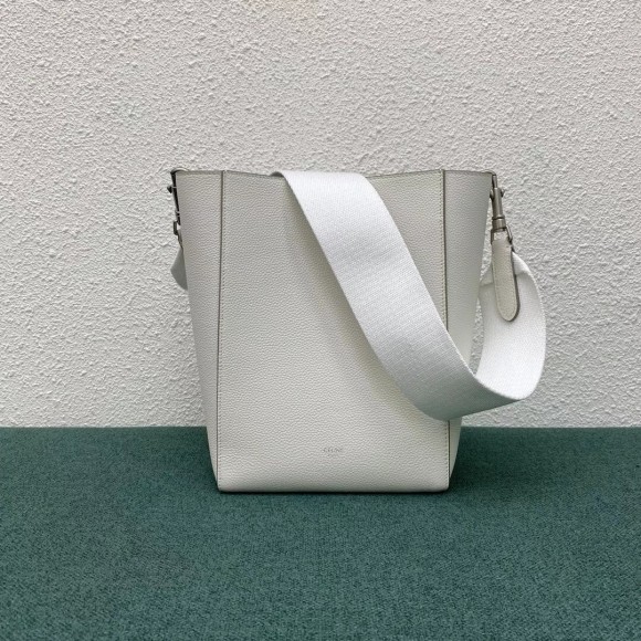 Ce**e sangle small bucket bag in white calfskin