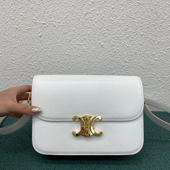 Ce**e triomphe medium bag in white smooth calfskin