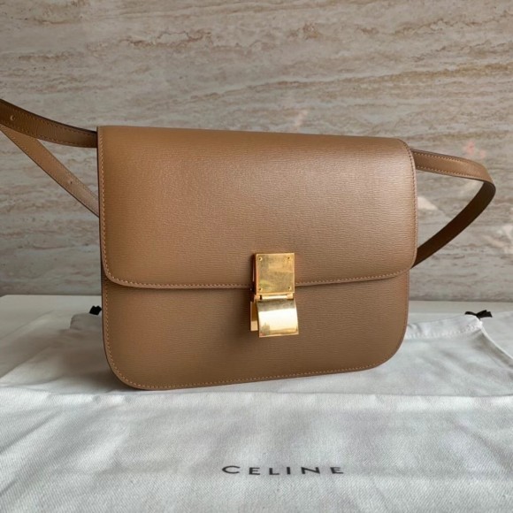 Ce**e classic box medium bag in camel liege calfskin