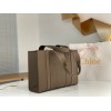Chloe Woody Medium Tote Bag In Army Green Calfskin