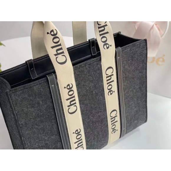 Chloe Large Woody Tote Bag In Grey Felt