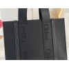 Chloe Woody Medium Tote Bag In Black Calfskin